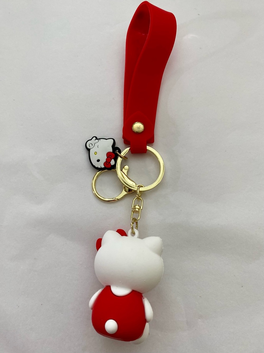 Hello Kitty Socks, Hair Clips & Keychain Set - Picture 6 of 6